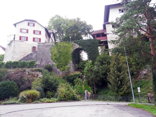 site de la Nationale suisse : vue du parking