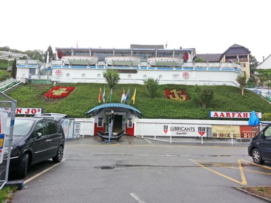 site de la Nationale suisse : vue du parking